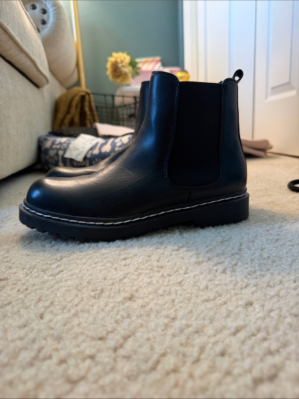 American Eagle Outfitters Black Chelsea Ankle Boot